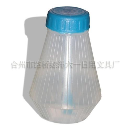 宝塔型c文具液体胶水，普通文具胶水，价格低,100克/瓶