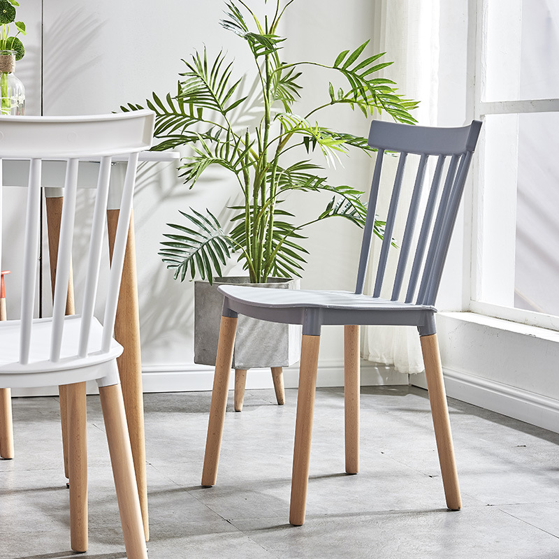 塑胶温莎椅 北欧风格餐厅榉木餐椅 设计师塑料椅子休闲咖啡厅椅