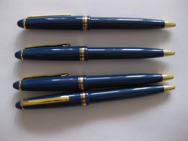 超市热卖促销广告圆珠笔日韩卡通系列plastic ball point pen!